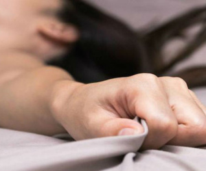 Vì sao một số chị em cảm thấy buồn tiểu khi đang ở cao trào của 'cuộc yêu'?