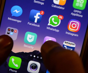 Mỹ, châu Âu lo sợ trước kế hoạch hợp nhất 3 ứng dụng của Facebook
