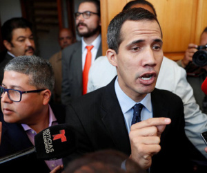 'Tổng thống tự xưng' Guaido tiết lộ: Đã họp bí mật với quân đội Venezuela