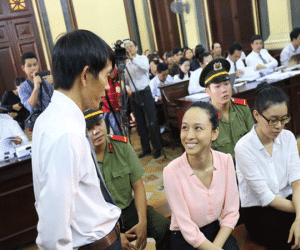 Bốn năm vướng lao lý của hoa hậu Phương Nga
