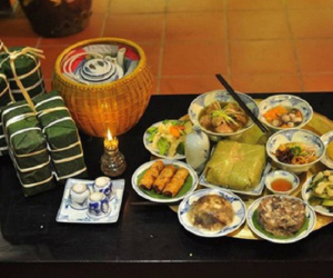 Năm Kỷ Hợi không nên cúng thịt lợn trong mâm cúng Giao thừa?