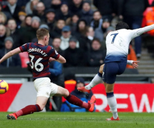 Video: Son Heung-min sắm vai người hùng, Tottenham chiếm vị trí thứ 2 của Man City