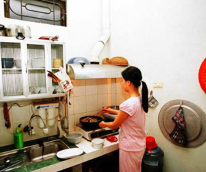 Cả nhà náo loạn chỉ vì osin về quê ăn Tết