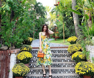 Street style cận Tết của sao Việt: Hà Hồ diện toàn màu chóe, Đàm Thu Trang cực giản dị trong bộ đồ sắc nâu
