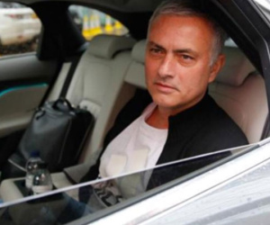 Mourinho bị phạt 12 tháng tù vì trốn thuế