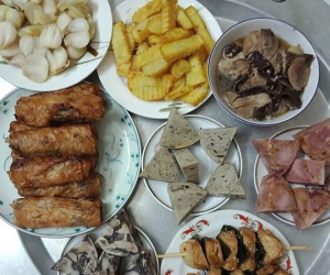Đầu năm khoe mâm cỗ toàn thịt, mẹ trẻ khiến chị em xôn xao nhưng sự thật thì ra lại đơn giản thế này