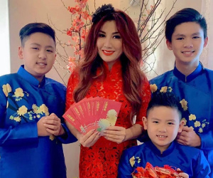 Sao Việt ở hải ngoại đón Tết: người chạy show, người chăm con bị sốt
