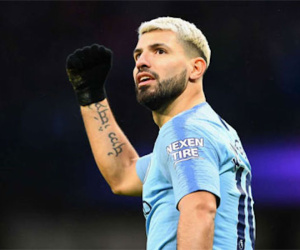 Aguero san bằng kỷ lục hat-trick của huyền thoại Shearer