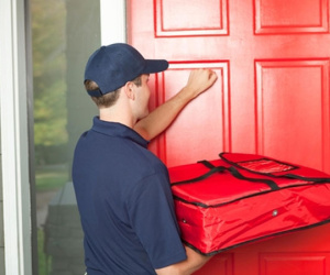 Cách tránh sập bẫy kẻ gian khi đi giao hàng tại nhà