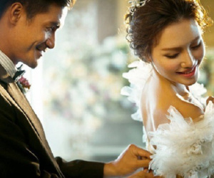 Chị dâu lấy chồng mới, bố mẹ tôi cho chị hẳn một căn nhà và khóc thương còn hơn cả con gái lên xe hoa
