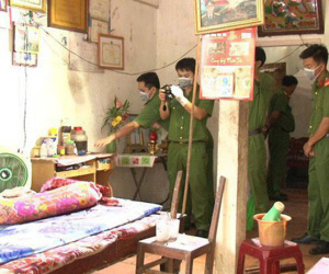 Nam thanh niên thuê phòng nghỉ rồi dùng thắt lưng tự siết cổ đến chết
