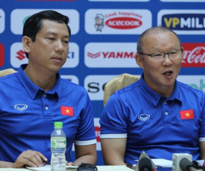 Tiết lộ lý do khiến VFF bất ngờ tuyển trợ lý ngôn ngữ tiếng Hàn Quốc mới cho HLV Park Hang-seo