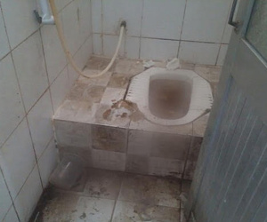 Bộ Y tế yêu cầu làm rõ thông tin 'nín thở đi vệ sinh' tại bệnh viện