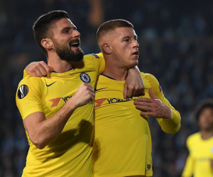 Clip: Olivier Giroud đánh gót ngẫu hứng, Chelsea trở lại mạch thắng