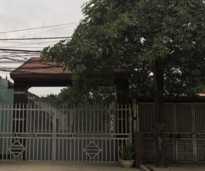 Hàng xóm bàng hoàng trước nghi án chồng giết vợ, phi tang xác ở Hà Nội: Bà H. mới tự ý bán chiếc ô tô 1,6 tỷ chồng mua tặng