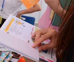 Yêu là phải 'dâng hiến' giữ chân bạn trai?