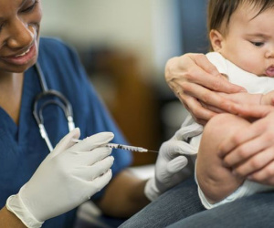 'Anti vaccine': Khi có những đứa trẻ chết vì dịch bệnh thì người đau đớn hối hận là cha mẹ còn nhóm truyền bá thì 'lặn mất tăm'