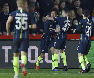 Man City vào tứ kết Cup FA