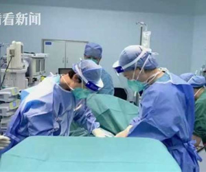 Mẹ bầu song thai nhập viện vì mắc cúm, bác sĩ tức tốc làm ngay việc này để cứu mạng