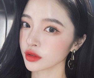 Các hot girl Hàn đánh mắt rất nhẹ nhưng vẫn xinh 'lồng lộn' là nhờ cả vào bí kíp 2 giây này