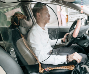 Người thiết kế 'vách ngăn bảo vệ' cho tài xế taxi ở Hà Nội: Mình quan tâm nhất là tính mạng của họ, vì mình cũng từng là tài xế!