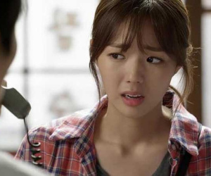 Cầm di chúc của bố chồng trên tay, tôi cay đắng không cầm được nước mắt