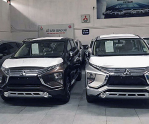 Ôtô nhập khẩu về lượng lớn, giải 'cơn khát' xe đầu 2019