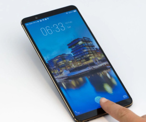 Video: Dùng thử cảm biến vân tay siêu âm trên Galaxy S10+