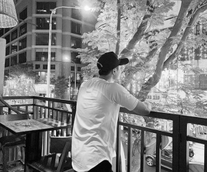 Vĩnh Thụy liên tục đăng status tâm trạng giữa nghi án chia tay Hoàng Thùy Linh
