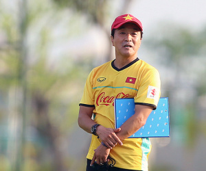 CHÍNH THỨC: Trợ lý Lee Young-jin thay HLV Park Hang-seo dẫn dắt U22 Việt Nam dự SEA Games 30