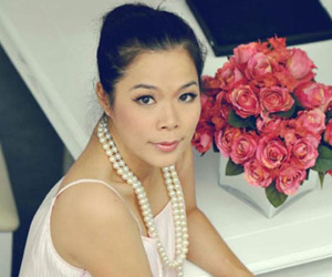 Mỹ Lệ: 'Chồng tôi không lăng nhăng, luôn đặt vợ con lên hàng đầu'
