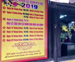 Người thu tiền ở chùa Phúc Khánh: 'Thu 150 nghìn là thầy đã lỗ chổng vó rồi'