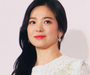 Song Hye Kyo bất ngờ khóa bình luận trên Instagram, chuyện gì đang xảy ra?