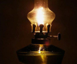 7 thứ không nên đặt gần giường bà đẻ kẻo bé quấy khóc, hại cả mẹ lẫn con