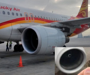 Ném đồng xu vào động cơ máy bay, du khách Trung Quốc đối mặt với cáo buộc hình sự