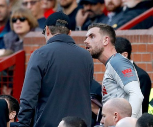 'Cậu không bắt tay tôi', HLV Klopp dằn mặt đội trưởng Henderson vì thái độ khi bị thay ra