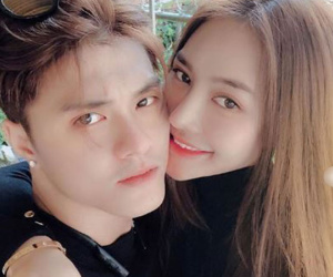 Phớt lờ sự nổi giận của cư dân mạng, Linh Chi khoe sắp đi du lịch Hàn Quốc với Lâm Vinh Hải