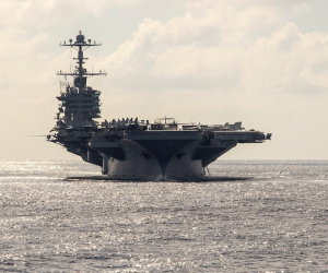 Tàu sân bay Mỹ trên Biển Đông lúc TT Trump đến Việt Nam