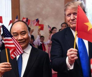 Thủ tướng Nguyễn Xuân Phúc hội kiến Tổng thống Trump