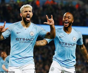 Pep lên tiếng về cuộc đua vô địch NHA với Liverpool