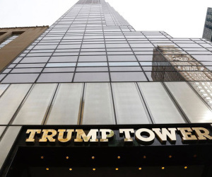 Tổng thống Trump thực sự sở hữu gì tại các tòa nhà mang tên ông?