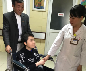 Ra nhiều máu, cô gái trẻ phát hiện ung thư nhau thai di căn khắp người