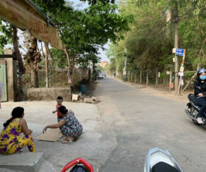 Mẹ giao con 20 ngày tuổi cho người khác nuôi rồi dựng chuyện bị bắt cóc