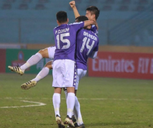 CĐV Việt Nam nhiệt tình bình chọn, Duy Mạnh vẫn thua đối thủ từ Indonesia ở giải ‘Bàn thắng đẹp nhất tuần’