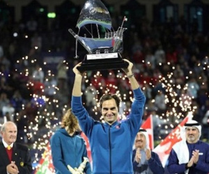Federer đoạt danh hiệu ATP thứ 100