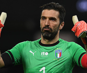 Buffon tiết lộ từng từ chối M.U trong quá khứ