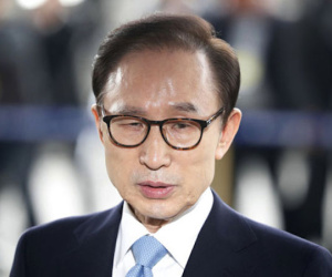 Cựu tổng thống Hàn Quốc Lee Myung-bak được ra tù