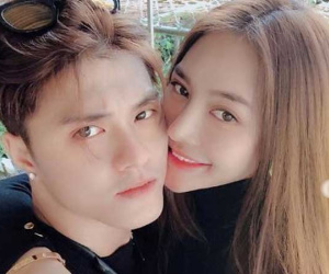 Linh Chi và Lâm Vinh Hải nhiệt tình khoe đi du lịch dù khóa facebook cá nhân vì không chịu nổi áp lực dư luận sau scandal