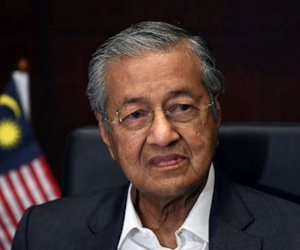 Thủ tướng Malaysia cảnh báo Philippines về khoản nợ với Trung Quốc
