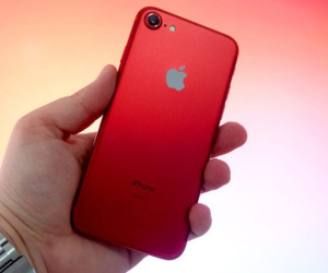 Máy xách tay đời cũ giảm giá sâu, iPhone 7 còn 6 triệu đồng